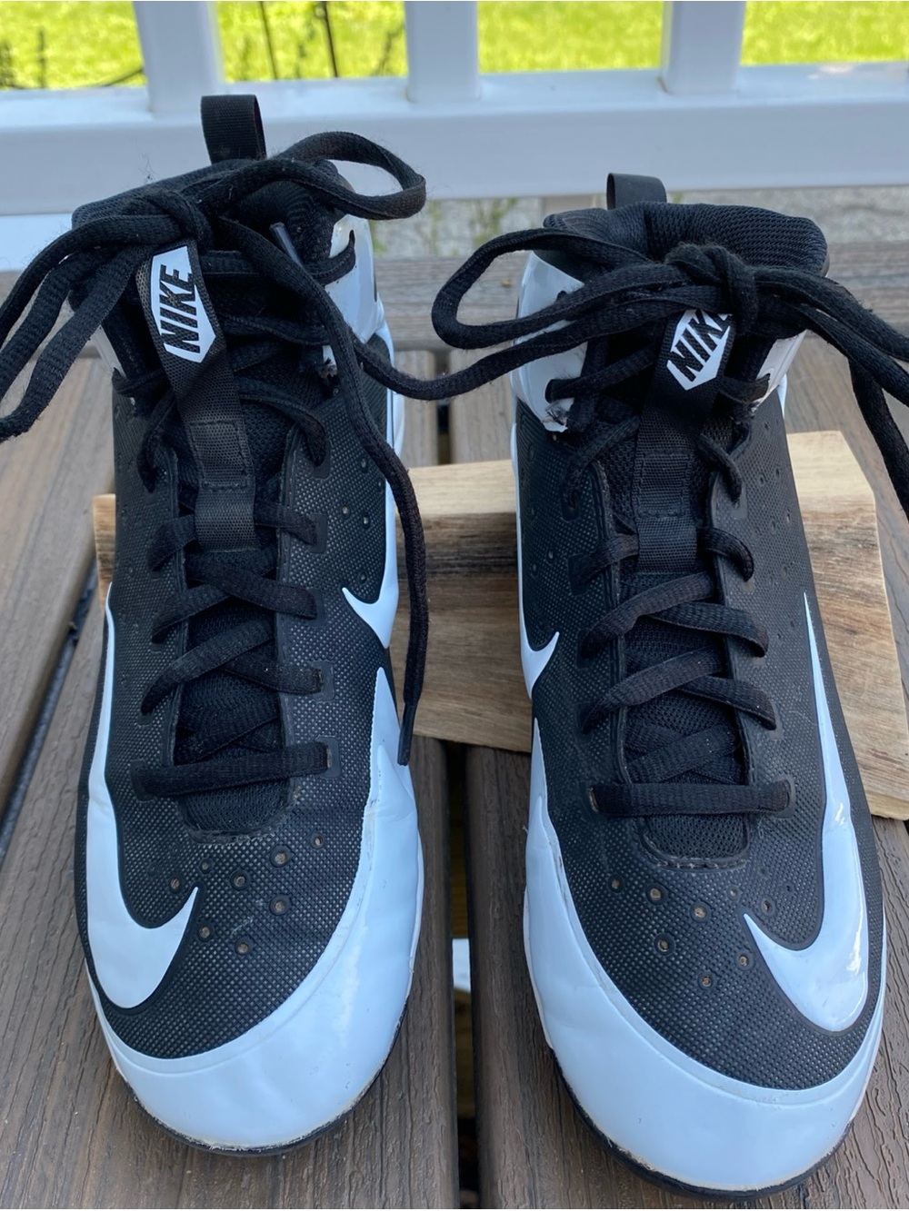 Nike Alpha Hurache Pro Mid Black & White Cleats - Picture 2 of 7
